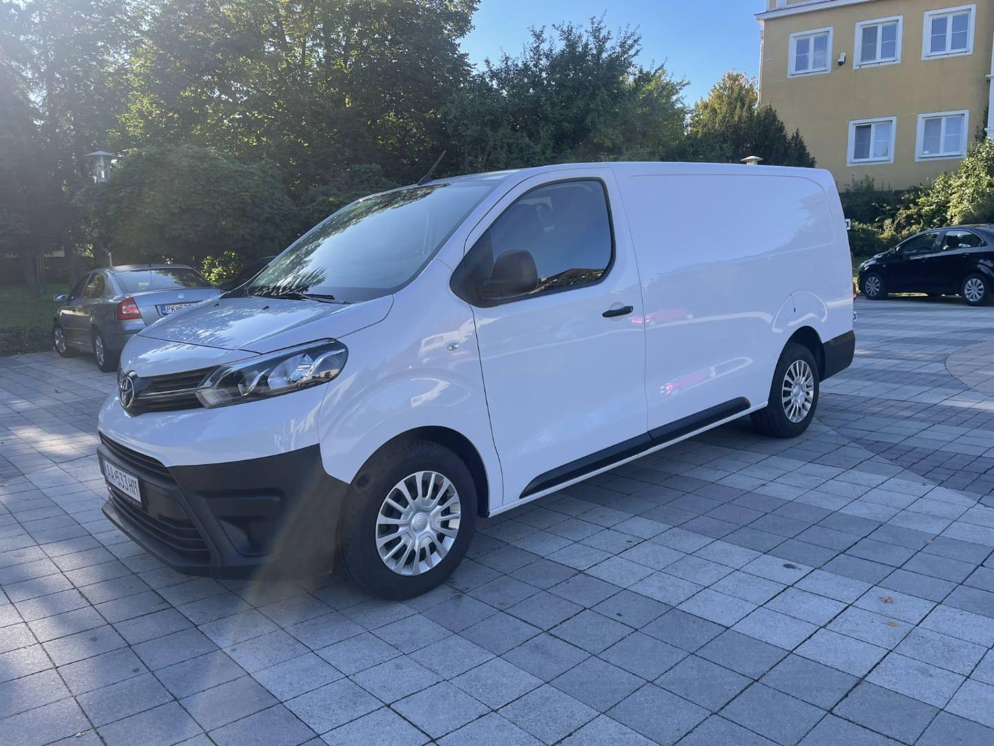 Toyota Proace 2.0 D-4D 140 Active L2 Extra
