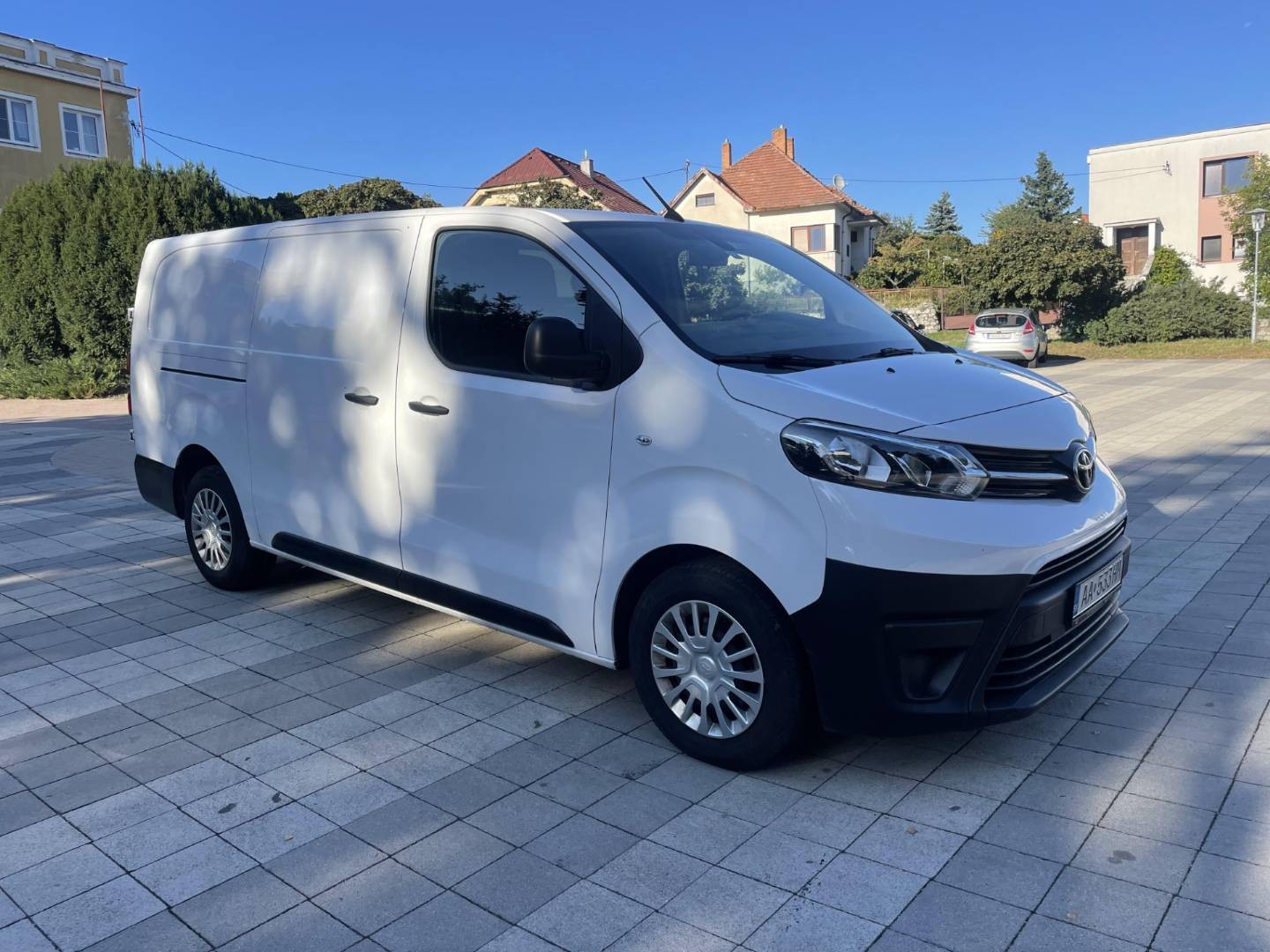 Toyota Proace 2.0 D-4D 140 Active L2 Extra