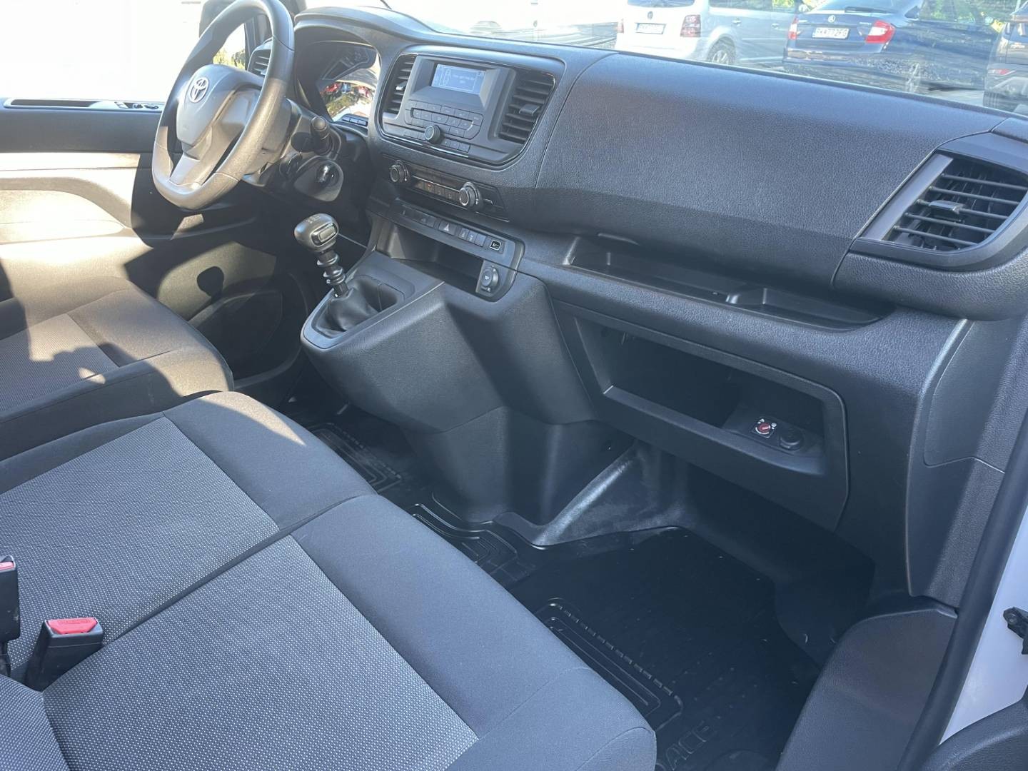 Toyota Proace 2.0 D-4D 140 Active L2 Extra