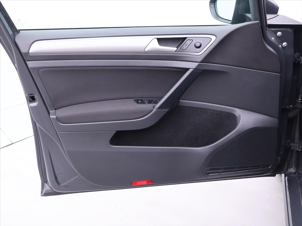 Volkswagen Golf Variant 1.6 TDi