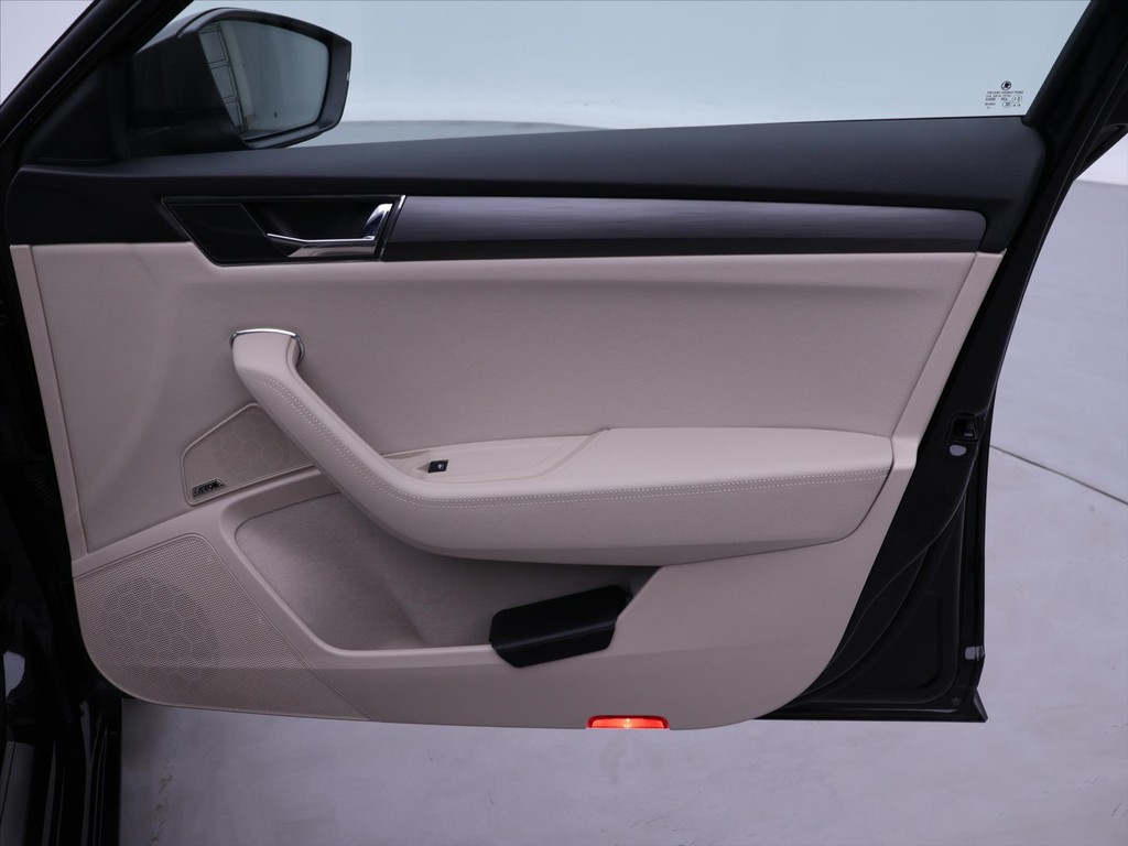 Škoda Superb Combi 2.0 TDi 4x4 DSG Style