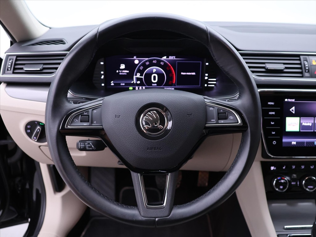 Škoda Superb Combi 2.0 TDi 4x4 DSG Style