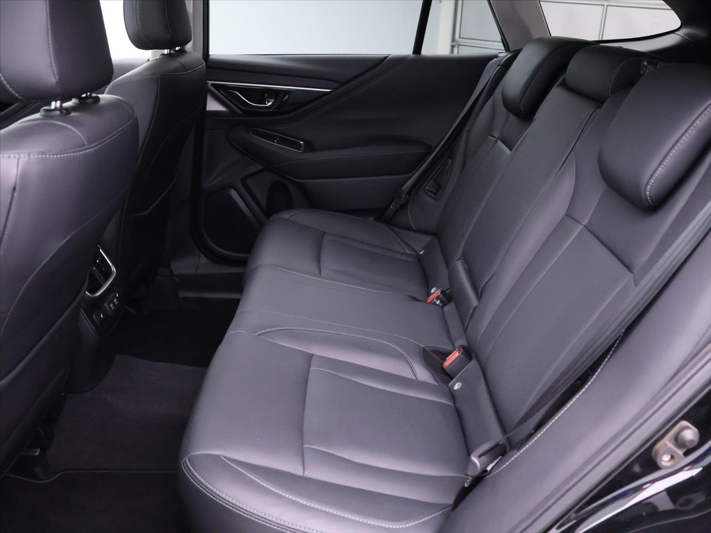 Subaru Outback 2.5 i 4WD Lineartronic