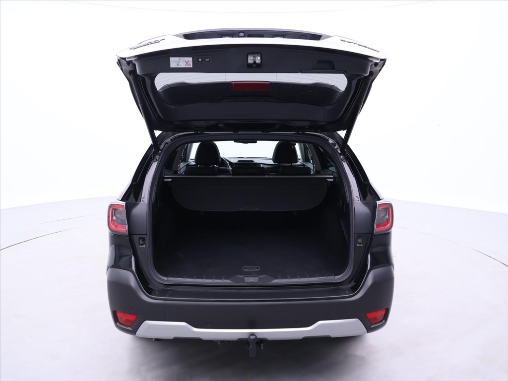 Subaru Outback 2.5 i 4WD Lineartronic