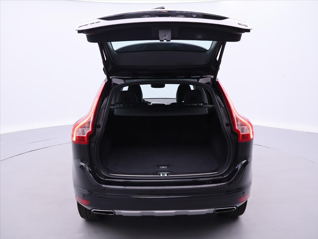 Volvo XC60 2.4 D5 AWD Summum