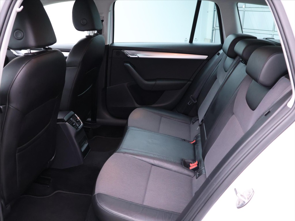 Škoda Octavia Combi 1.6 TDi DSG