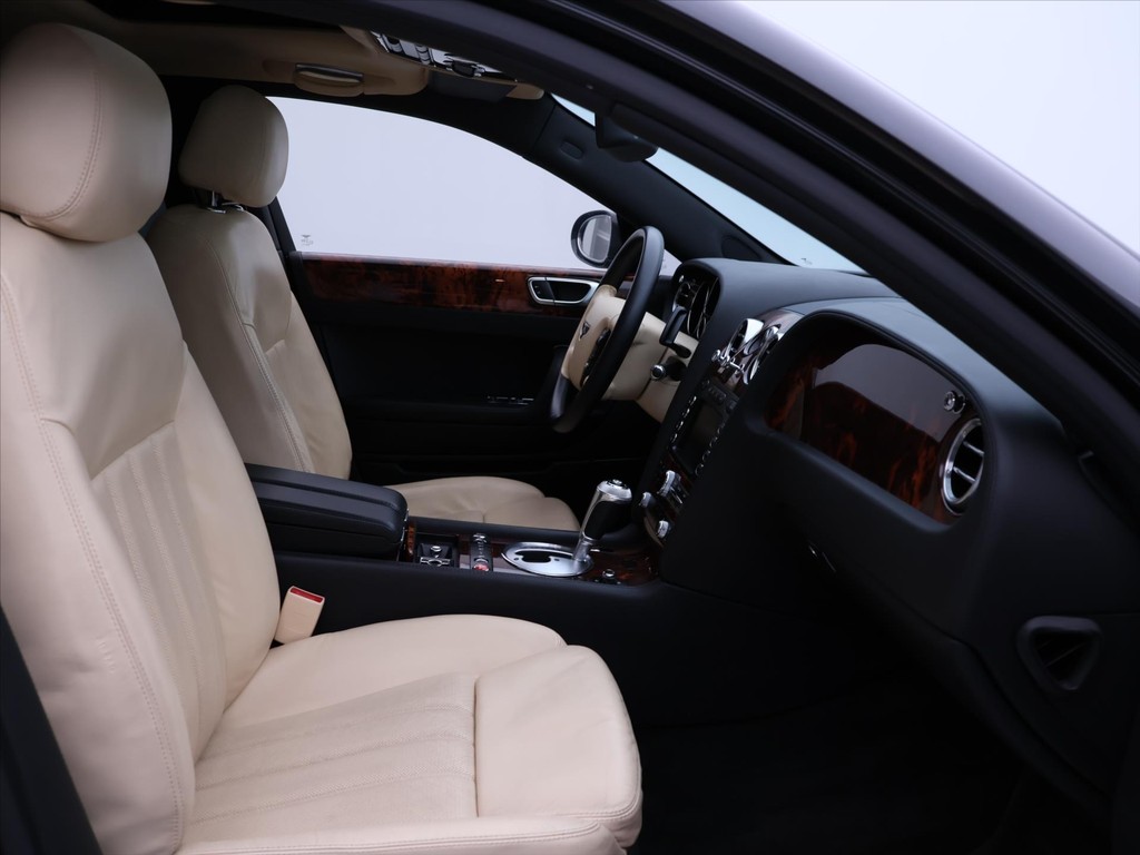 Bentley Continental Flying Spur 6.0 412 W12 4x4