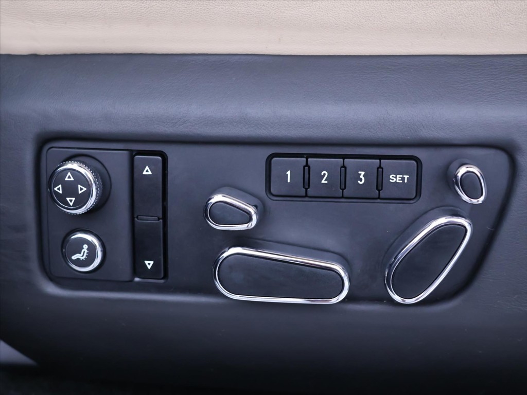 Bentley Continental Flying Spur 6.0 412 W12 4x4