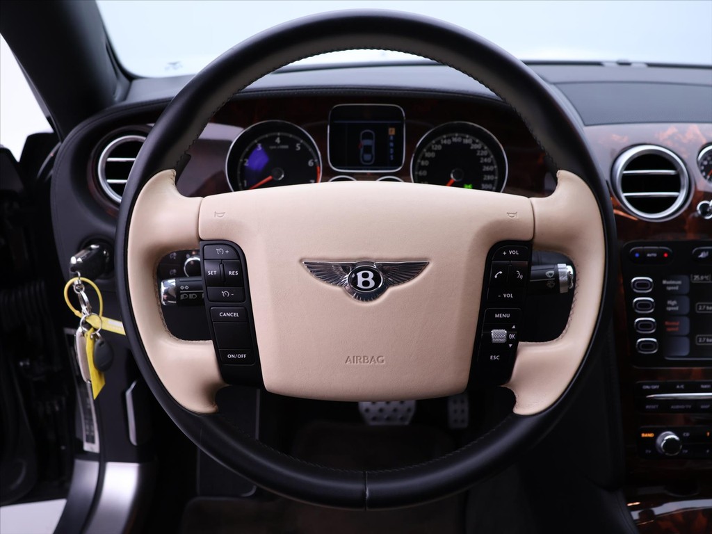 Bentley Continental Flying Spur 6.0 412 W12 4x4