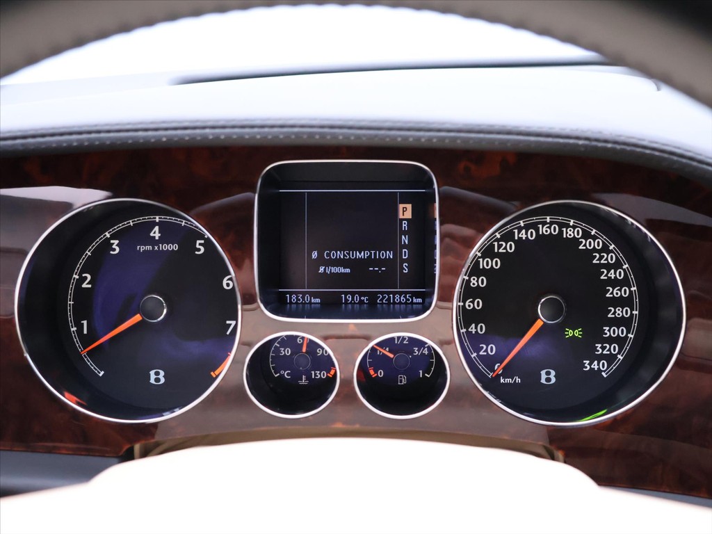 Bentley Continental Flying Spur 6.0 412 W12 4x4