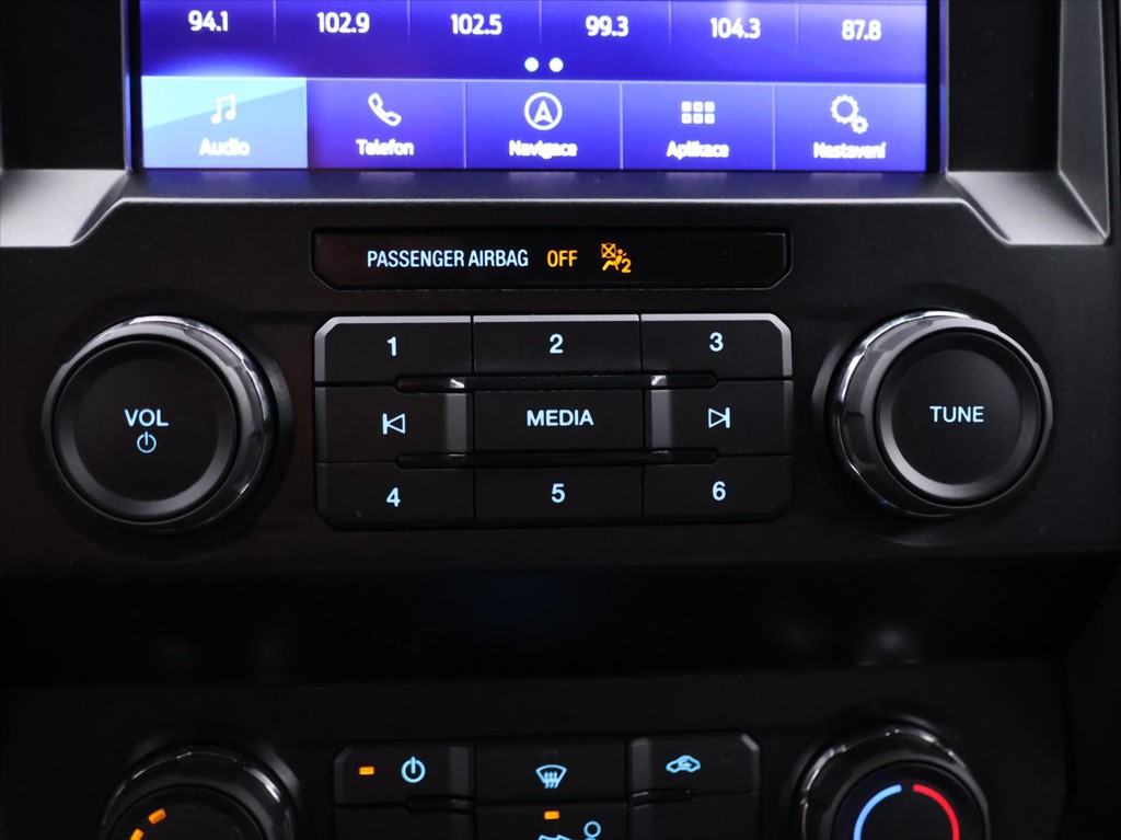 Ford F séria 5.0 F-150 4x4 Cab