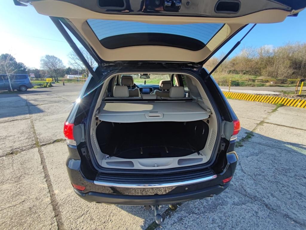 Jeep Grand Cherokee Ponúkam na predaj Jeep Grand Cherokee 3.0 V6 Limited
