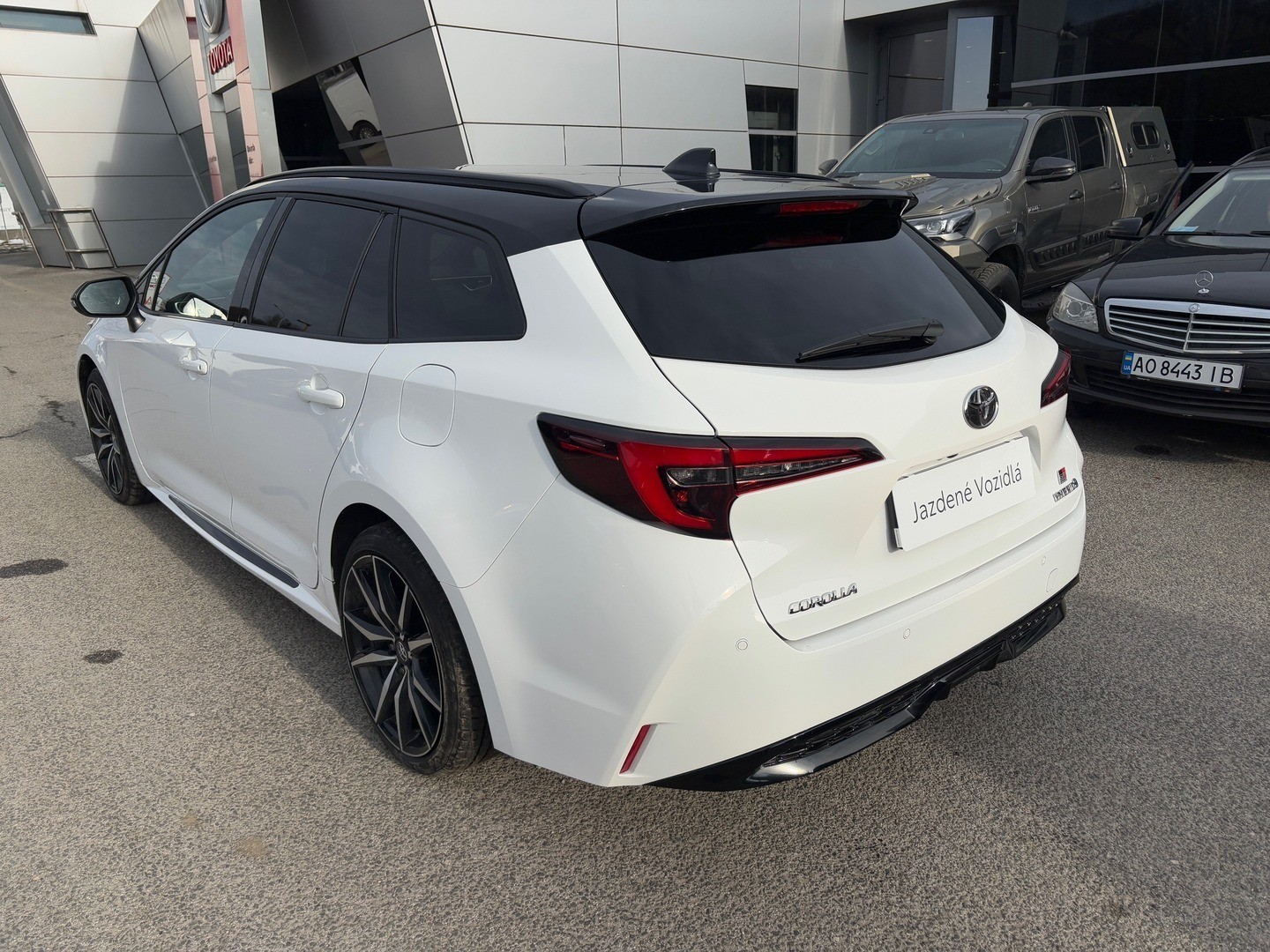 Toyota Corolla Combi Corolla TS 2,0 Hybrid GR Sport Dynamic + zimné pneumatiky