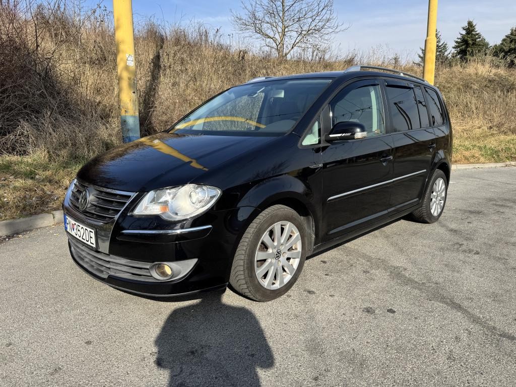 Volkswagen Touran 2.0 TDI Highline DSG