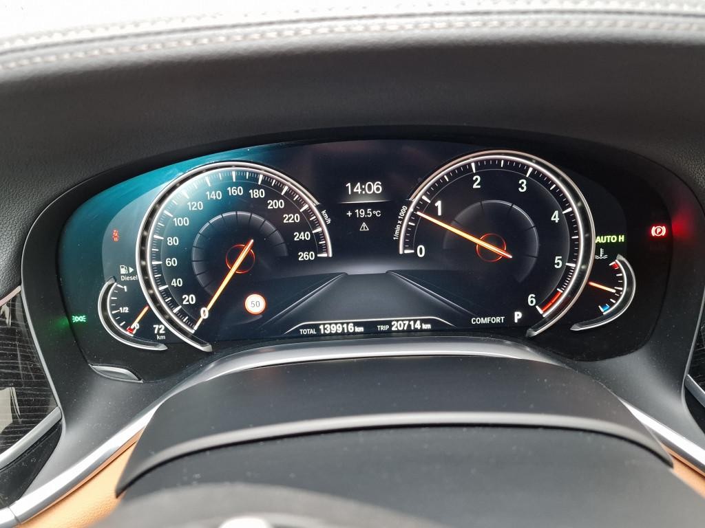 BMW rad 7 730d xDrive A/T