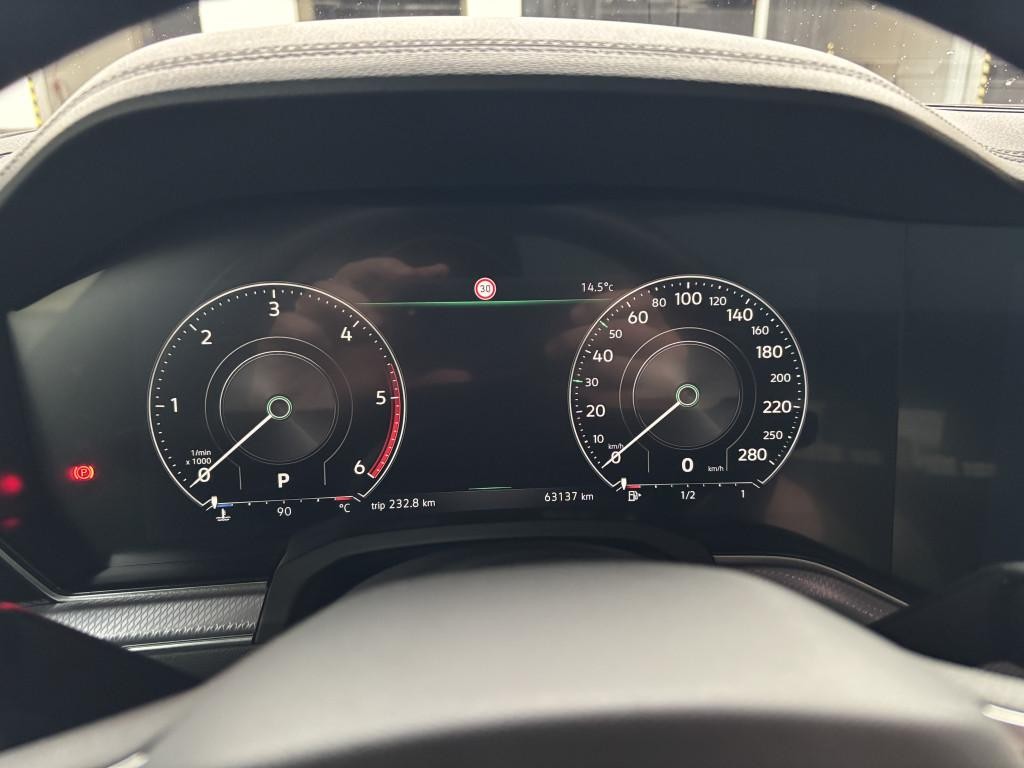 Volkswagen Touareg 3.0 V6 TDI SCR R-Line 4Motion Tiptronic