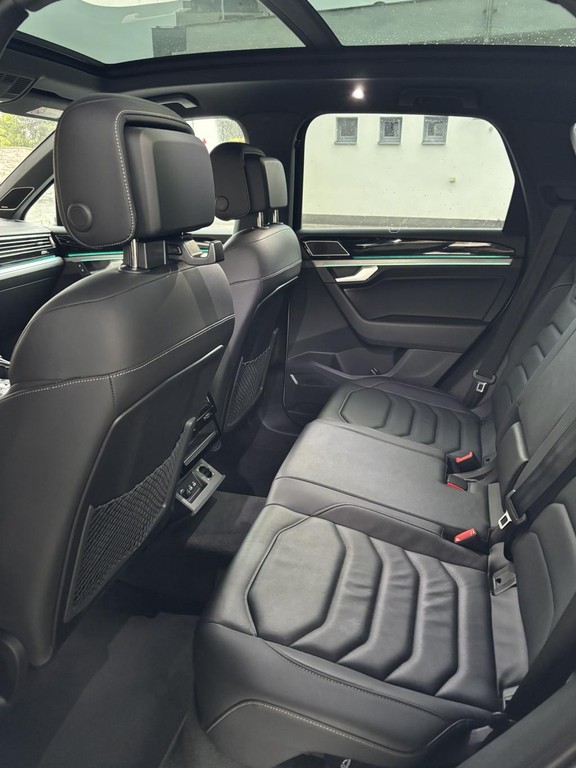 Volkswagen Touareg 3.0 V6 TDI SCR R-Line 4Motion Tiptronic