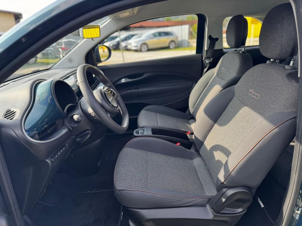 Fiat 500e Hatchback 87kw (42 kWh batéria)