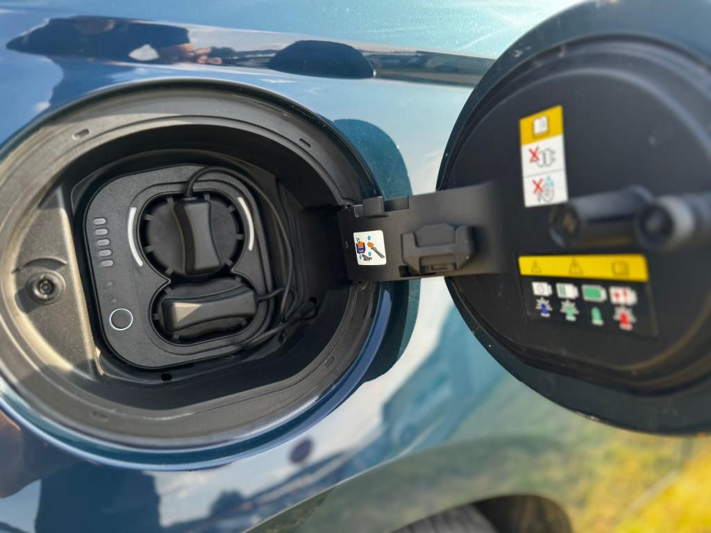 Fiat 500e Hatchback 87kw (42 kWh batéria)