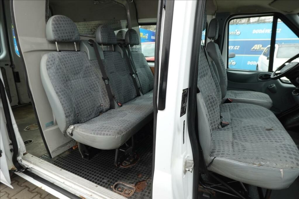 Ford Transit 2, 2 TDCI  L2H2 6MÍST KLIMA