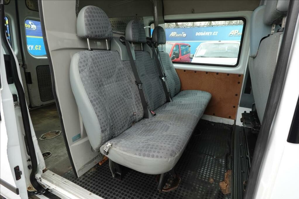 Ford Transit 2, 2 TDCI  L2H2 6MÍST KLIMA