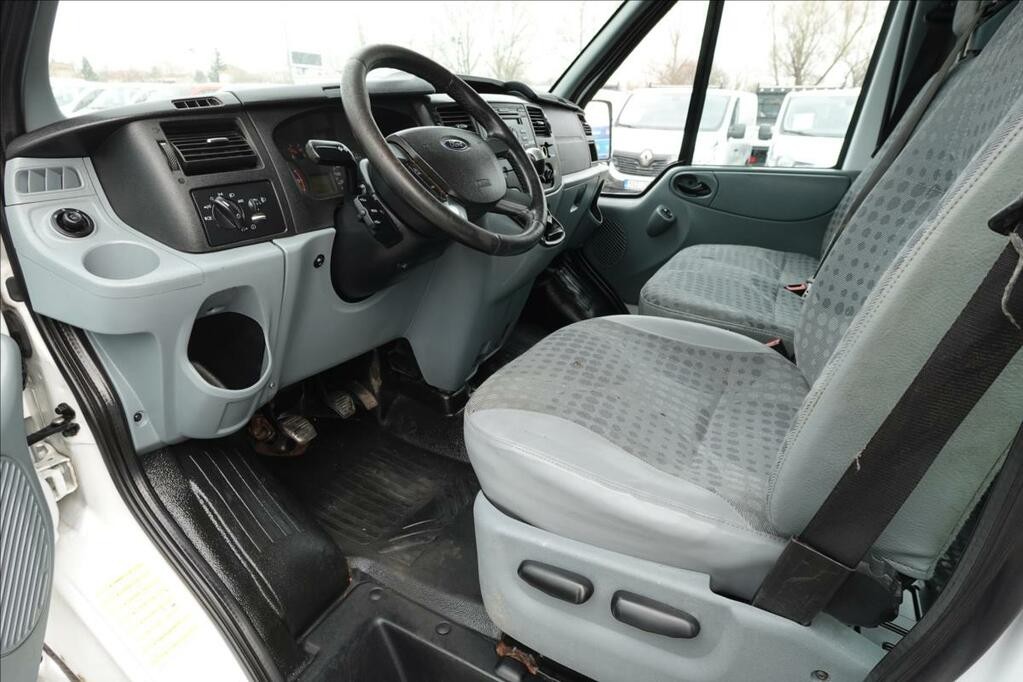Ford Transit 2, 2 TDCI  L2H2 6MÍST KLIMA