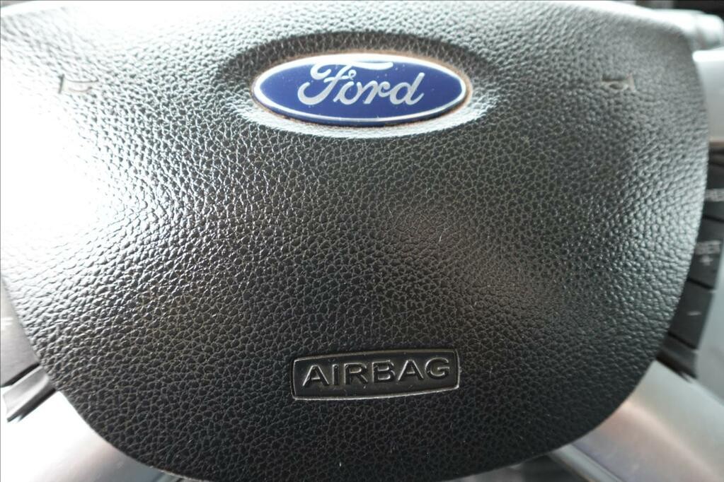 Ford Transit 2, 2 TDCI  L2H2 6MÍST KLIMA