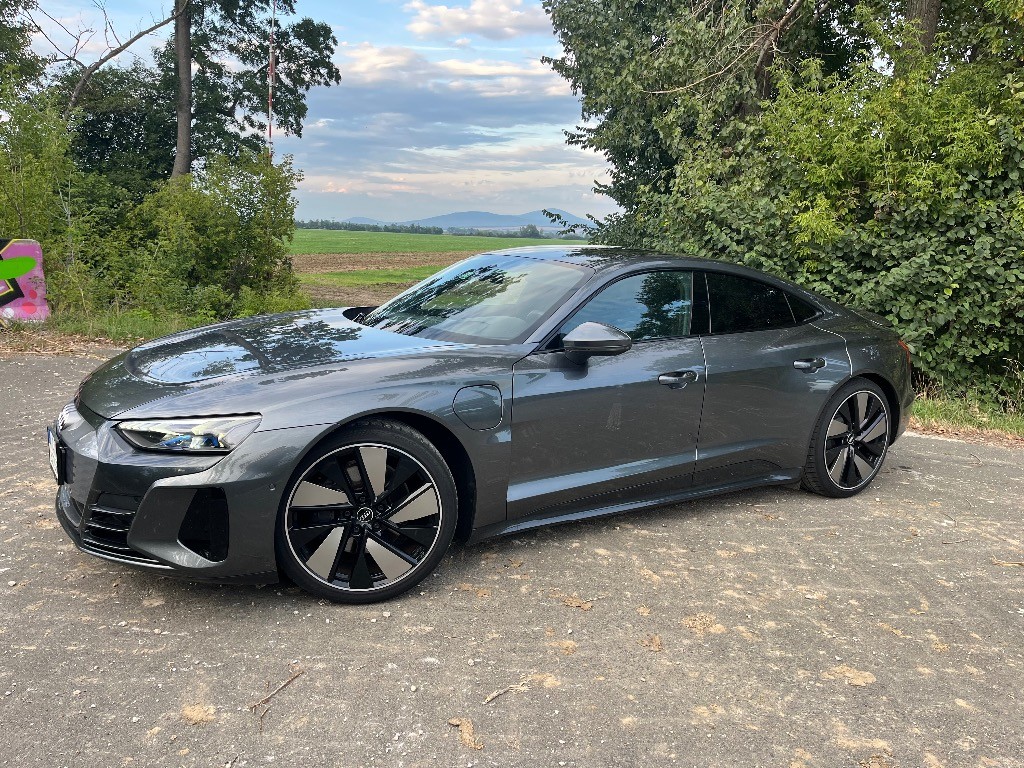 Audi e-tron GT 60 quattro