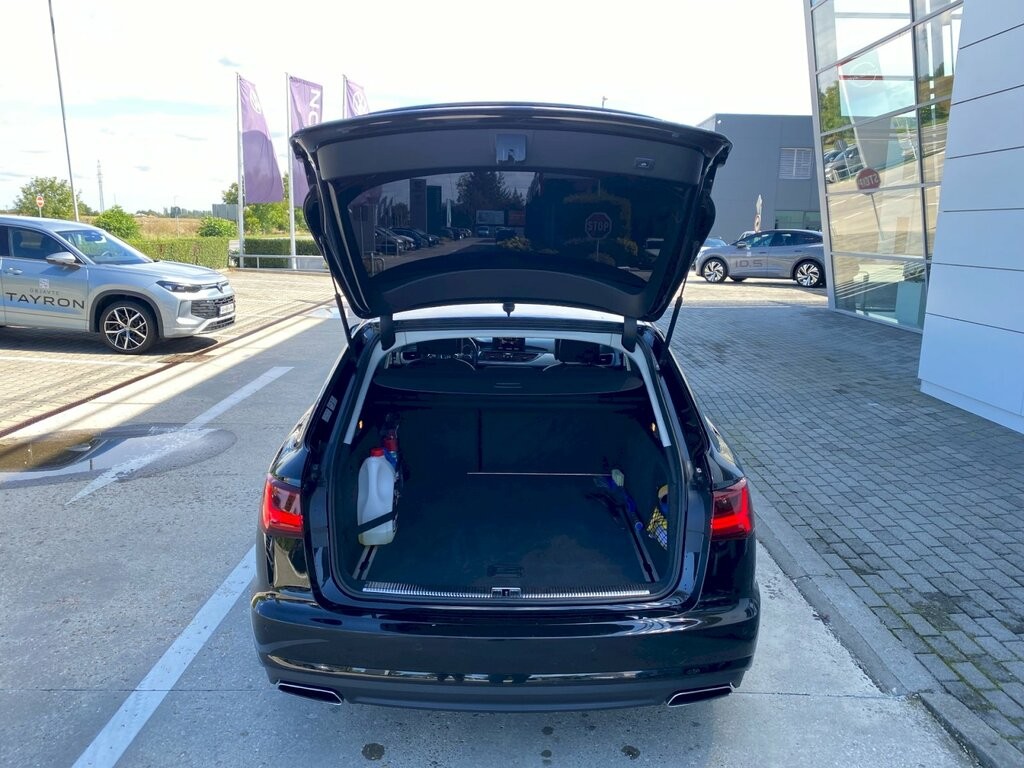Audi A6 Avant 2.0 TDI Ultra 190HP, Facelift, Manuál