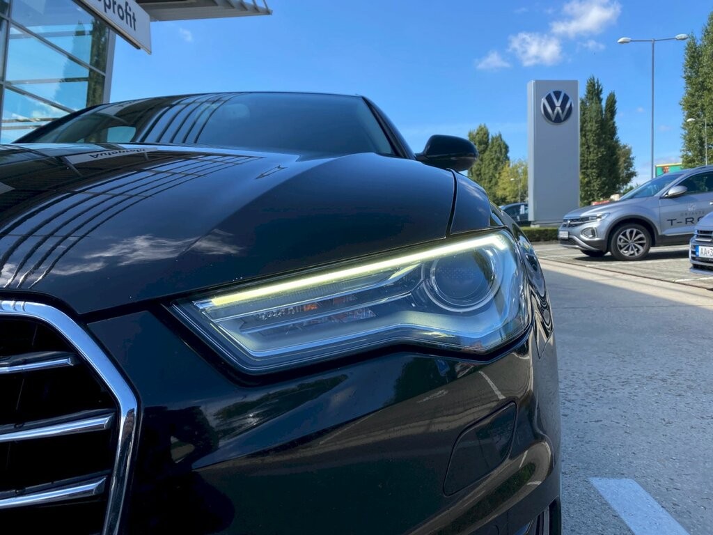 Audi A6 Avant 2.0 TDI Ultra 190HP, Facelift, Manuál