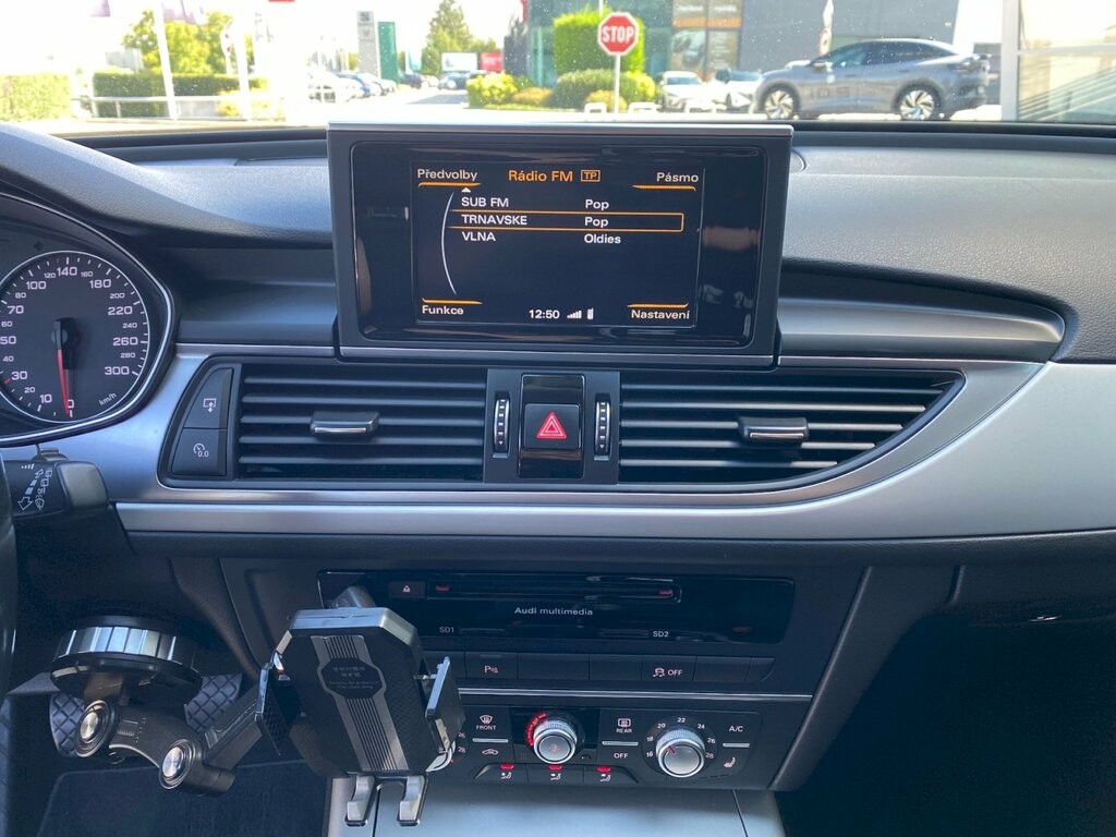 Audi A6 Avant 2.0 TDI Ultra 190HP, Facelift, Manuál