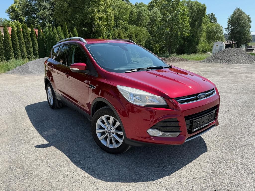 Ford Kuga SUV 110kw Manuál