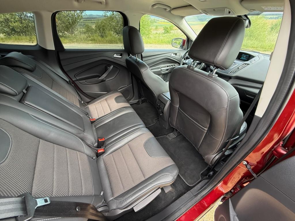 Ford Kuga SUV 110kw Manuál