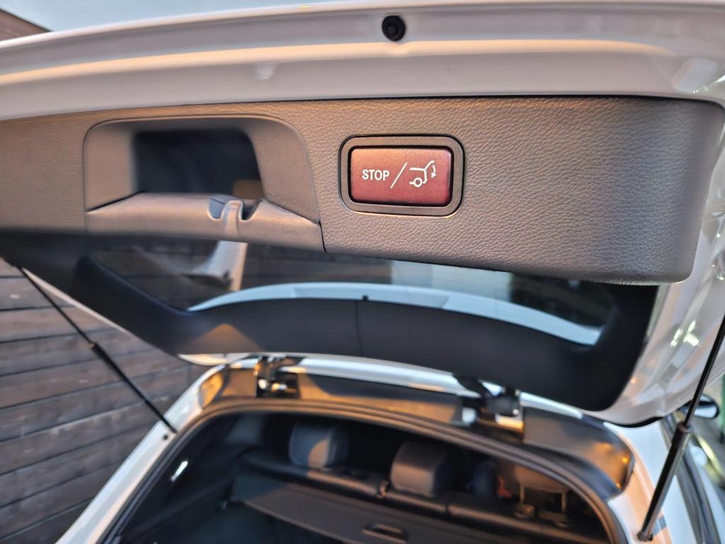 Mercedes GLC 200 4MATIC A/T
