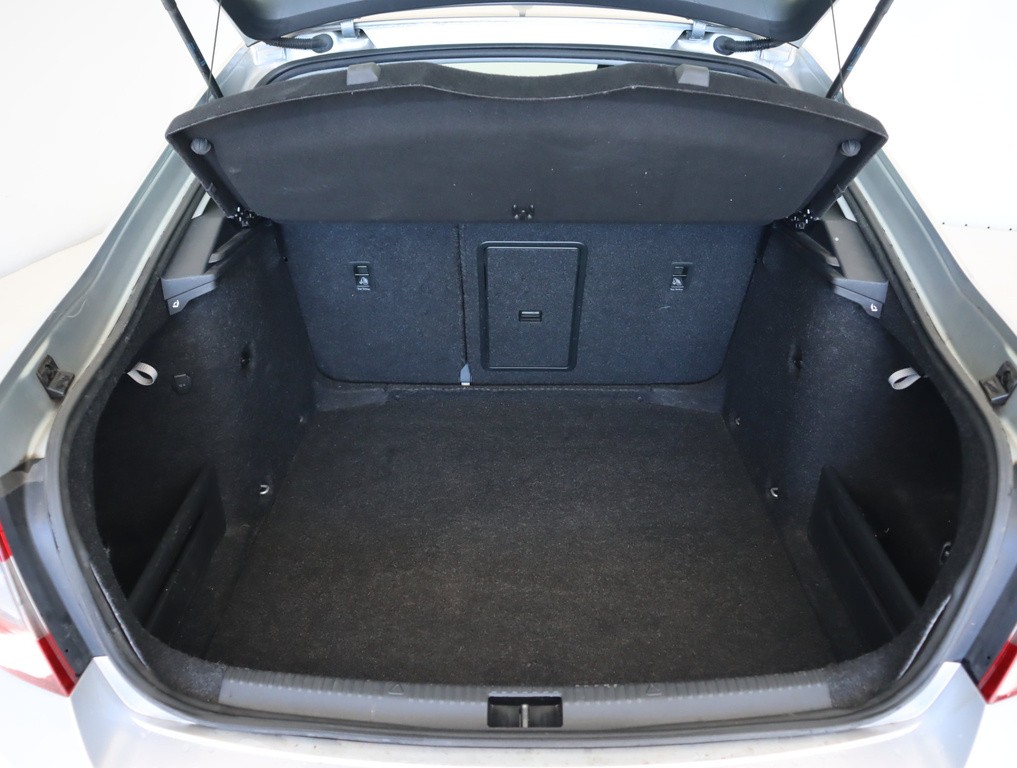 Skoda Octavia Style 1.6 TDI Navigácia, Tempomat, Park. senzory