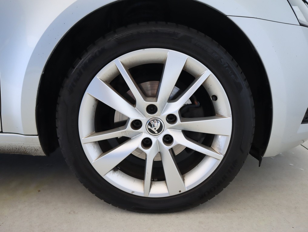 Skoda Octavia Style 1.6 TDI Navigácia, Tempomat, Park. senzory