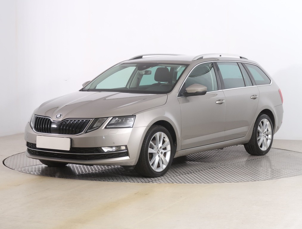 Skoda Octavia Style 1.6 TDI Automat, Serv.kniha, Navigácia