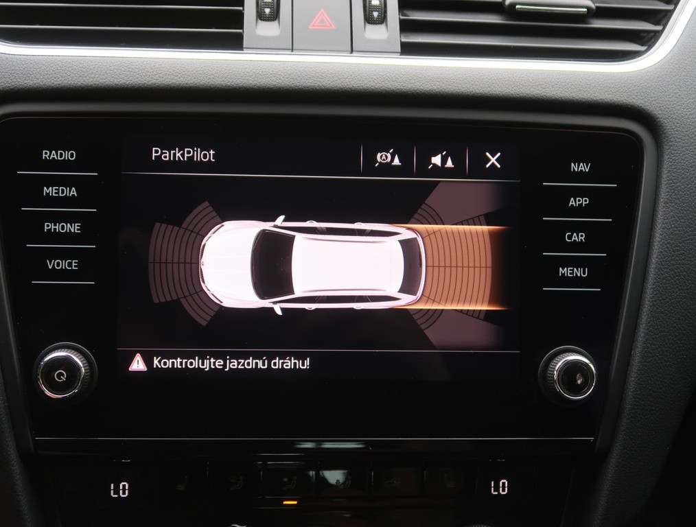 Skoda Octavia Style 1.6 TDI Automat, Serv.kniha, Navigácia