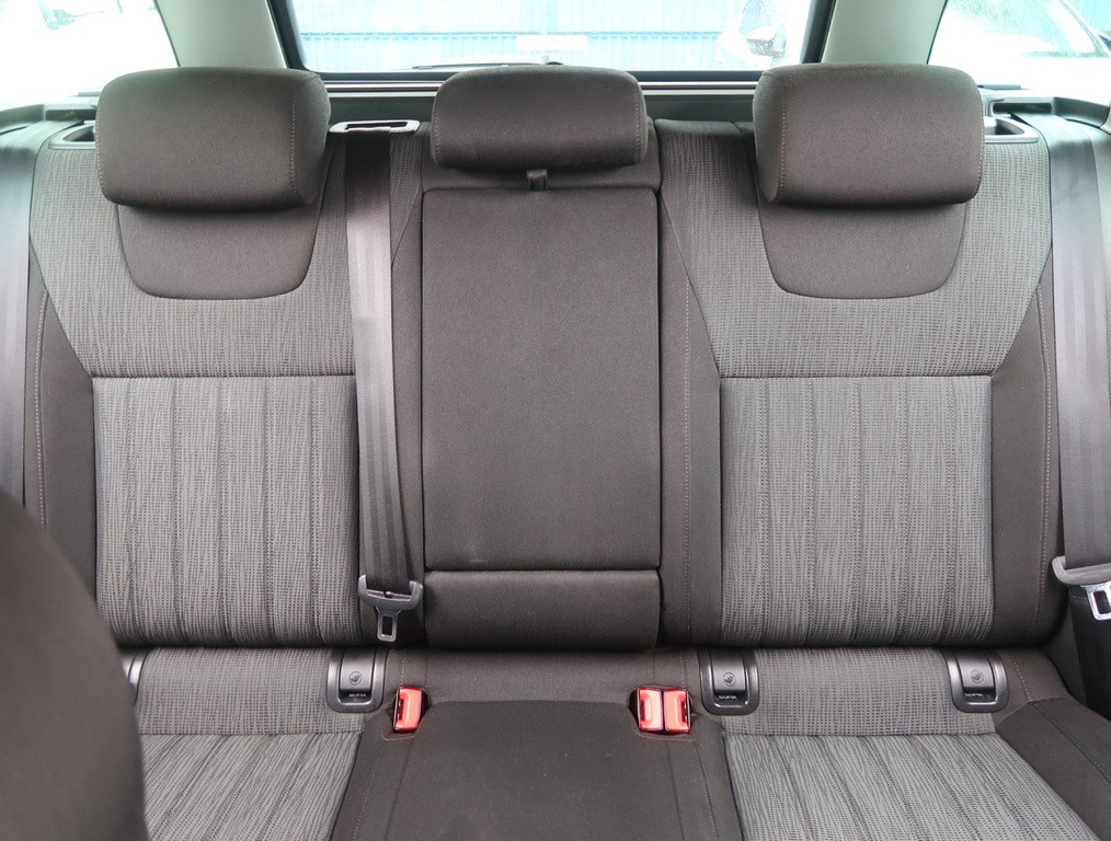 Skoda Octavia Style 1.6 TDI Automat, Serv.kniha, Navigácia