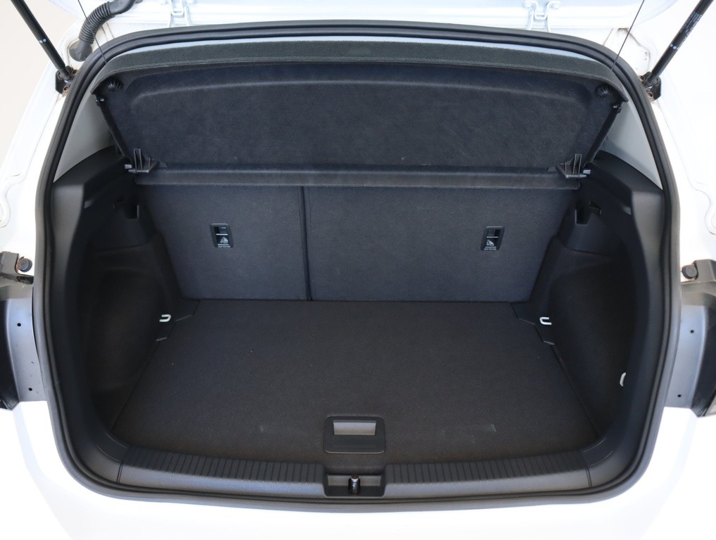 VW T-Cross 1.0 TSI Automat