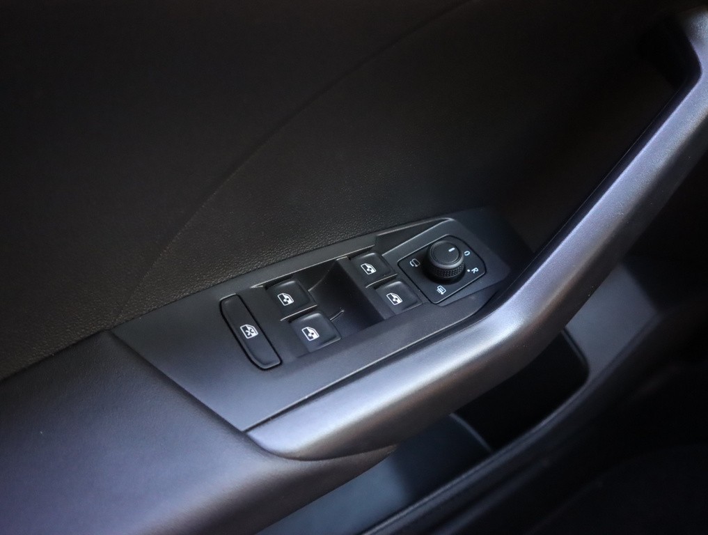 VW T-Cross 1.0 TSI Automat