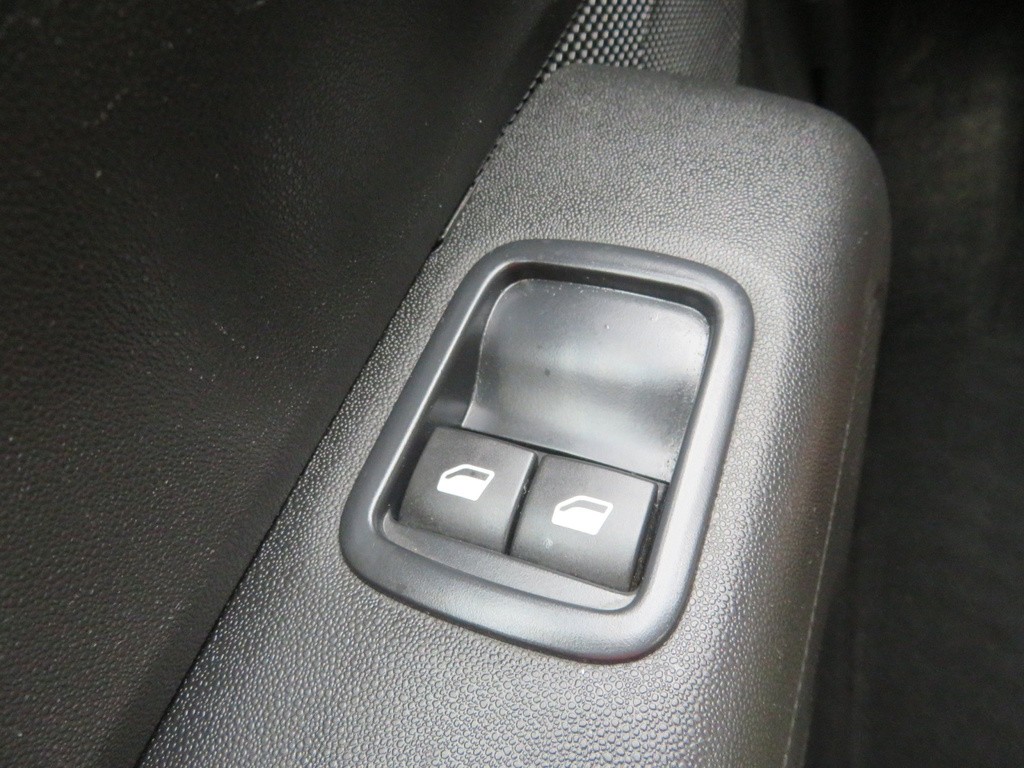 Citroen C3 1.2 PureTech Serv.kniha, Tempomat, Park. senzory