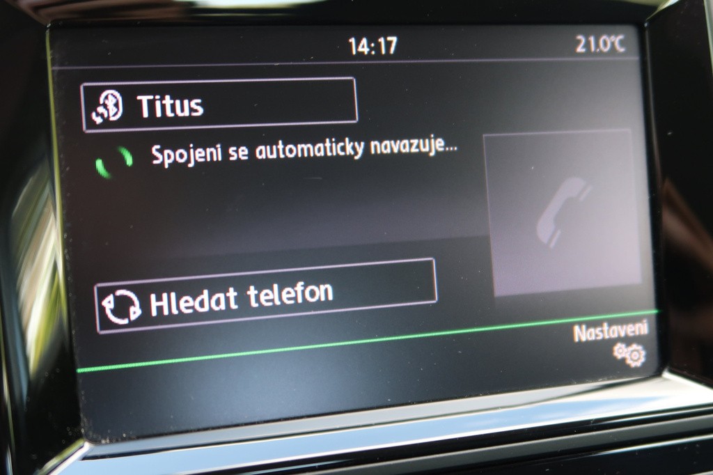 VW Golf 1.6 TDI Serv.kniha, Tempomat, Park. senzory