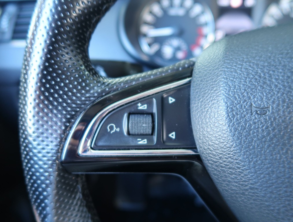 Skoda Octavia Style 2.0 TDI Automat, Navigácia, Xenóny, Bi-Xenóny