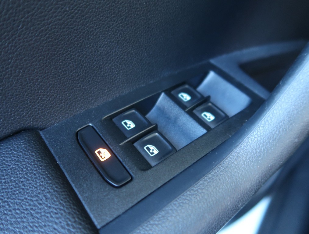 Skoda Octavia Style 2.0 TDI Automat, Navigácia, Xenóny, Bi-Xenóny