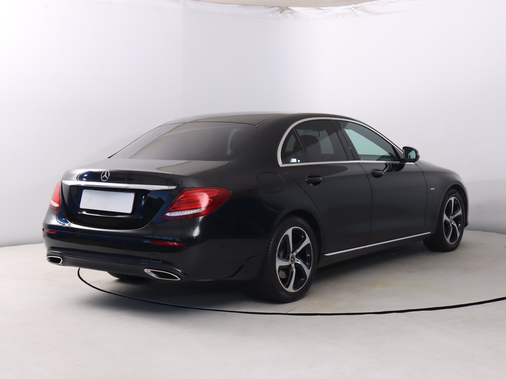 Mercedes E E 200 Fulled