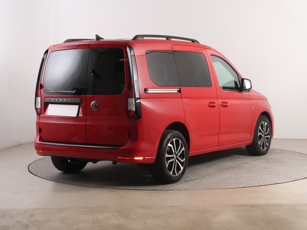 VW Caddy 2.0 TDI Po prvom majitelovi