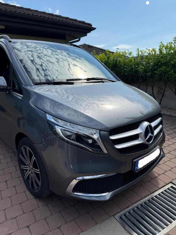 Mercedes V trieda 300 d Avantgarde lang A/T 4MATIC