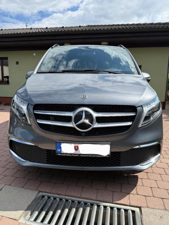 Mercedes V trieda 300 d Avantgarde lang A/T 4MATIC