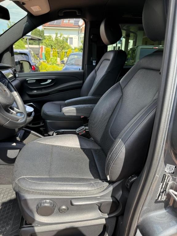 Mercedes V trieda 300 d Avantgarde lang A/T 4MATIC